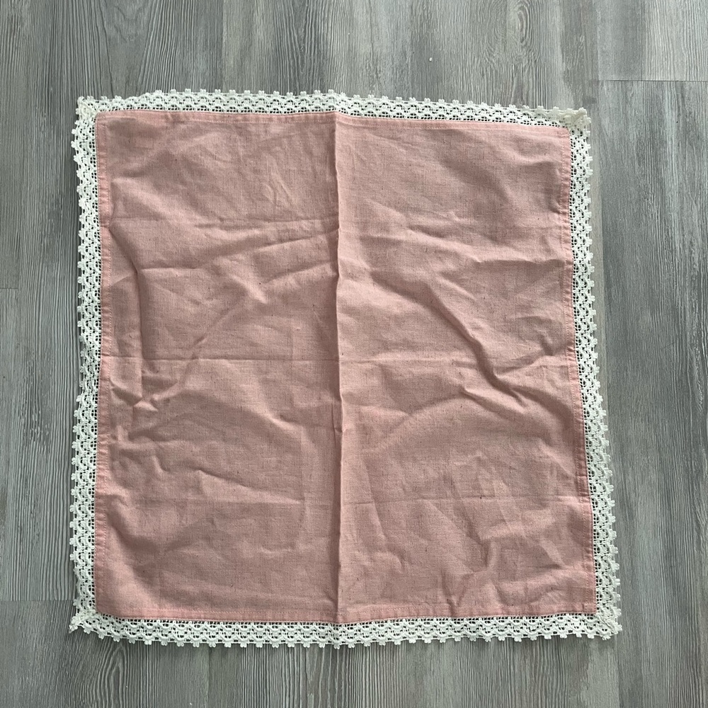 NWOT Pier 1 Imports Light Pink lace trim doiley